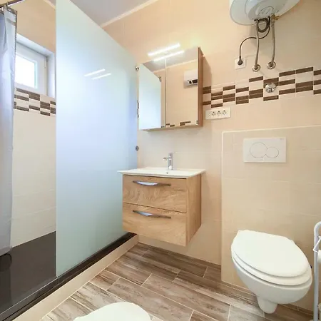 In Krk/insel Krk 38119 Apartament Krk Town